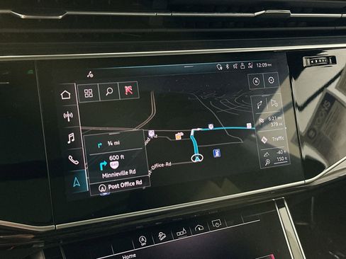 Used 2019 Audi Q8 Premium Plus image 26