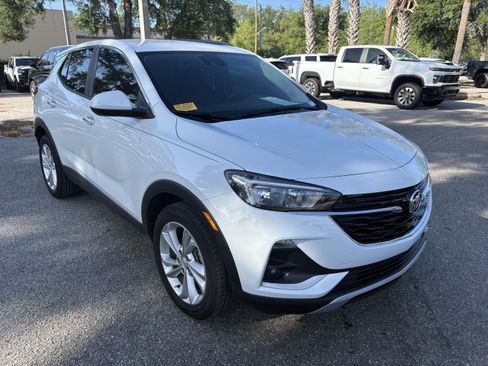 Used 2023 Buick Encore GX Preferred image 1