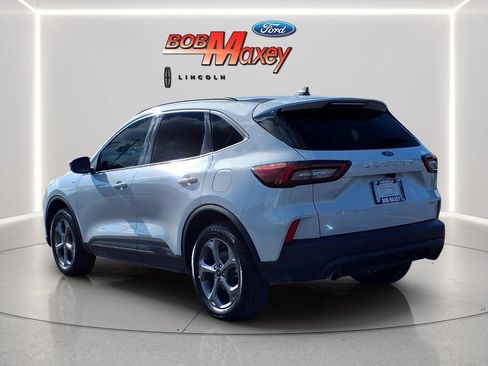 Used 2025 Ford Escape ST-Line Select AWD/4WD image 7
