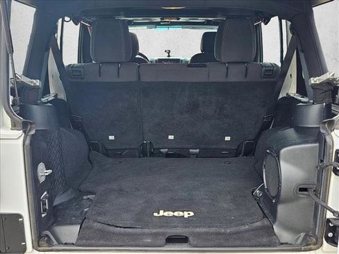 Used 2014 Jeep Wrangler Unlimited Rubicon w/ Connectivity Group image 6