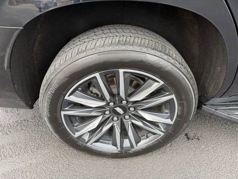 Used 2023 Cadillac Escalade Sport AWD/4WD image 32