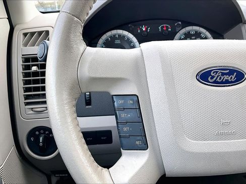 Used 2010 Ford Escape XLT image 22