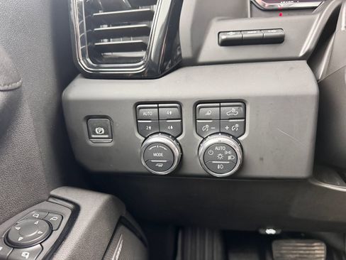 Used 2025 GMC Sierra 1500 AT4 AWD/4WD image 14