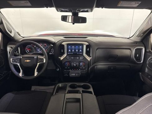 Used 2021 Chevrolet Silverado 1500 LT AWD/4WD image 30