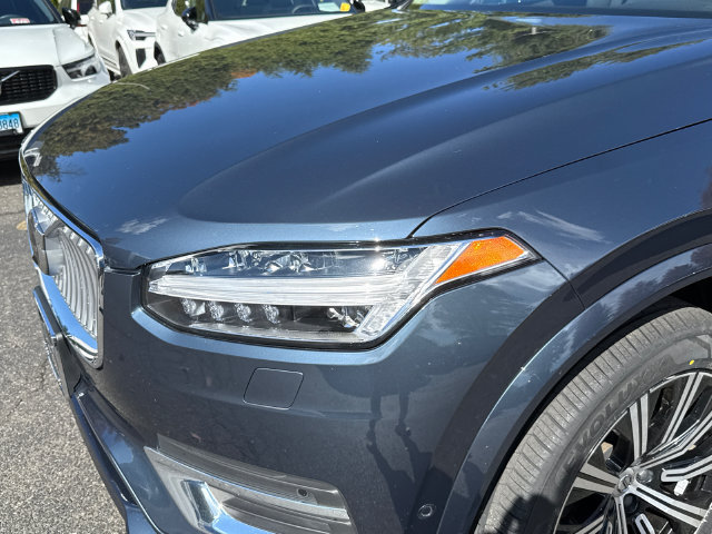 Certified 2024 Volvo XC90 B6 Plus w/ Protection Package AWD/4WD image 7