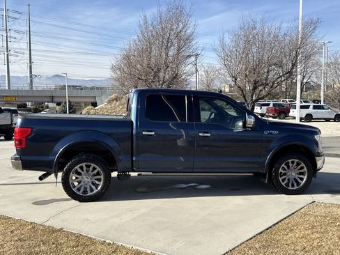 Used 2018 Ford F150 Lariat w/ Equipment Group 502A Luxury image 6