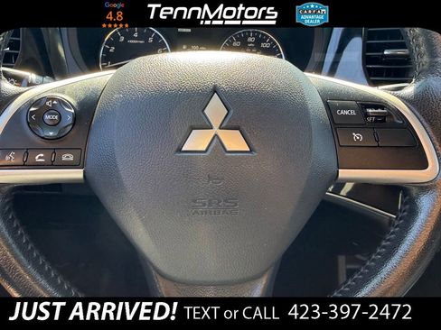 Used 2014 Mitsubishi Outlander SE AWD/4WD image 16
