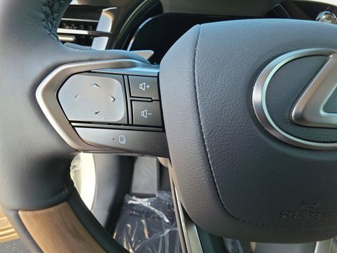 Used 2026 Lexus RX 350 AWD image 17