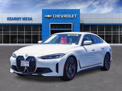 Used 2024 BMW i4 xDrive40i AWD/4WD image 3