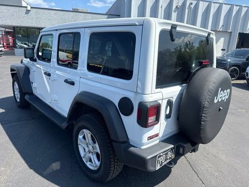 Used 2021 Jeep Wrangler Unlimited Sport w/ Sun And Sound Package AWD/4WD image 8