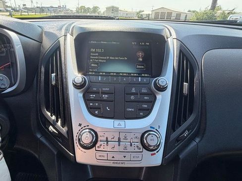 Used 2017 Chevrolet Equinox LT w/ Convenience Package FWD image 17