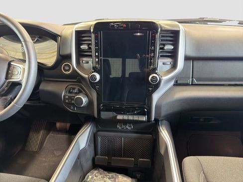Used 2025 RAM 1500 Big Horn AWD/4WD image 15