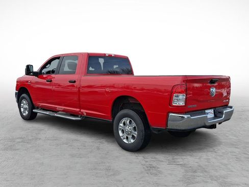 Used 2024 RAM 3500 Big Horn image 3