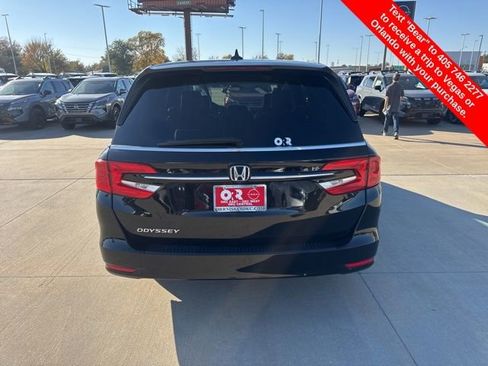 Used 2024 Honda Odyssey EX-L image 3