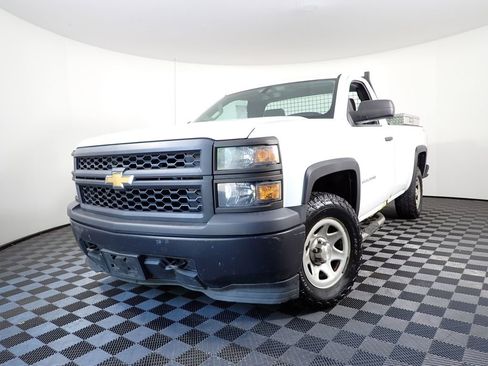 Used 2014 Chevrolet Silverado 1500 W/T w/ Trailering Package AWD/4WD image 2