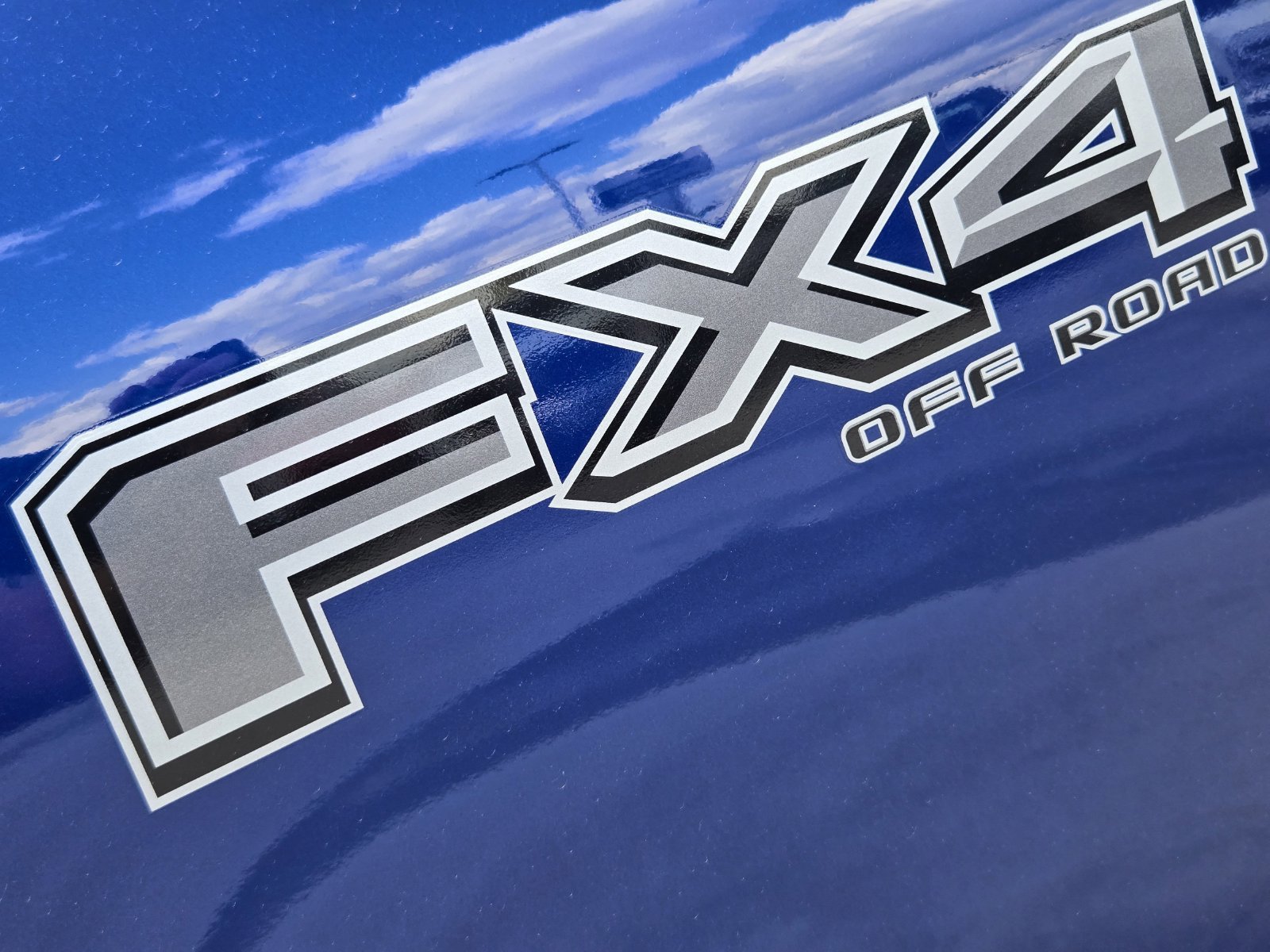New 2026 Ford F250 XLT w/ XLT Premium Package AWD/4WD image 13