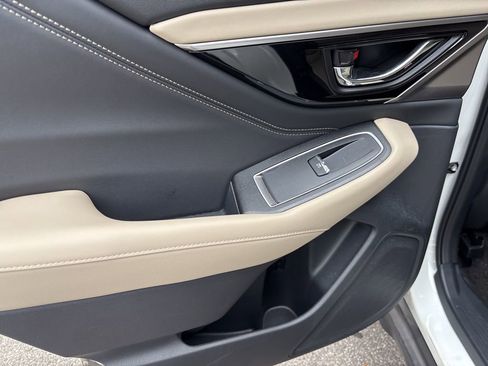 Used 2022 Subaru Outback Limited image 7