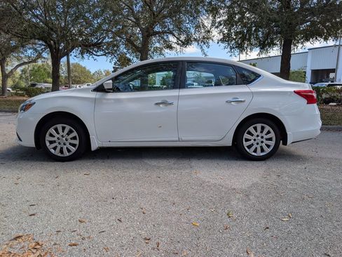 Used 2018 Nissan Sentra S w/ Protection Package image 4