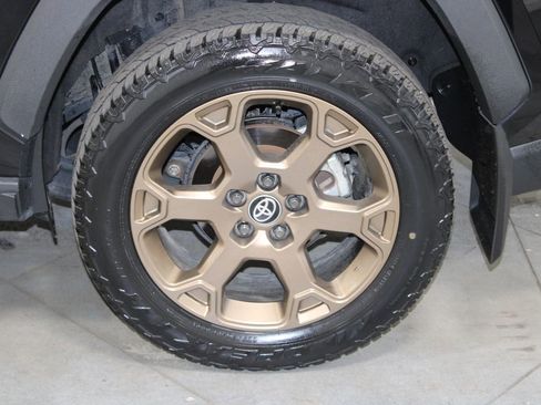 Used 2024 Toyota RAV4 AWD Hybrid image 17