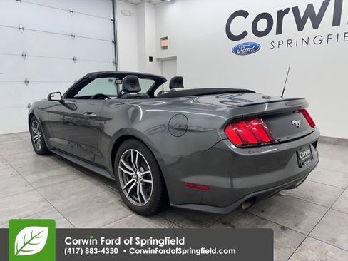 Used 2016 Ford Mustang Premium image 3