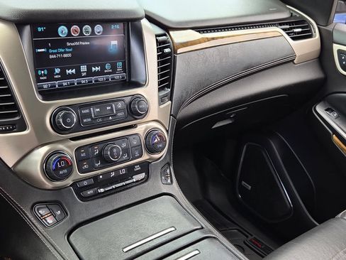 Used 2017 GMC Yukon Denali AWD/4WD image 29