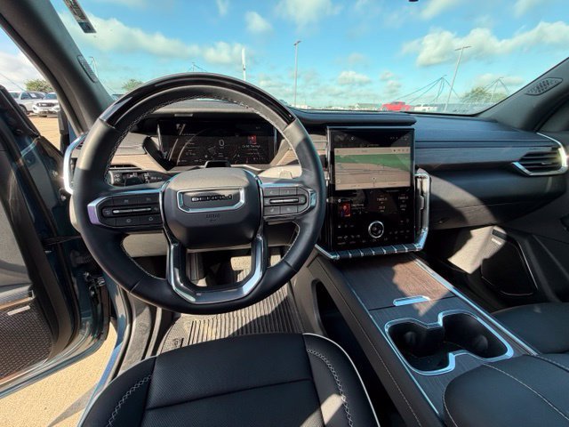 Used 2026 GMC Acadia Denali AWD/4WD image 17