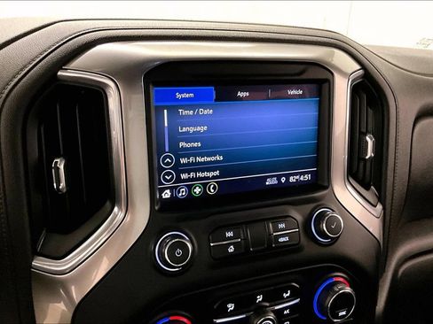 Used 2019 Chevrolet Silverado 1500 LT Trail Boss AWD/4WD image 16