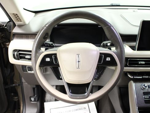 Used 2022 Lincoln Aviator Reserve w/ Elements Package Plus image 18