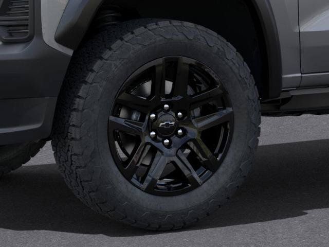 New 2025 Chevrolet Colorado Trail Boss w/ Midnight Edition AWD/4WD image 9