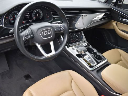 Used 2021 Audi Q7 3.0T Premium Plus w/ Executive Package AWD/4WD image 12