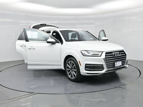 Used 2018 Audi Q7 3.0T Premium Plus w/ Premium Plus Package AWD/4WD image 40
