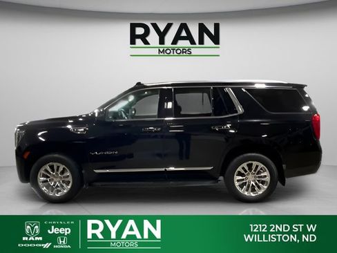 Used 2021 GMC Yukon SLT w/ SLT Luxury Plus Package AWD/4WD image 6