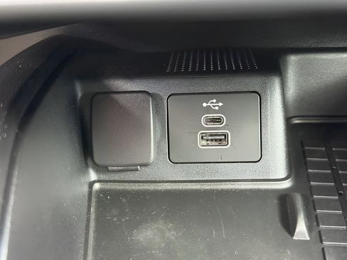 Used 2025 Ford Bronco Sport Outer Banks w/ Outer Banks Tech Package+ AWD/4WD image 17
