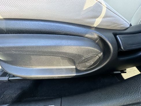 Certified 2023 Kia Forte LXS w/ LXS Technology Package image 14