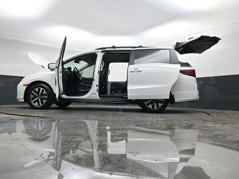 New 2026 Honda Odyssey EX-L image 40