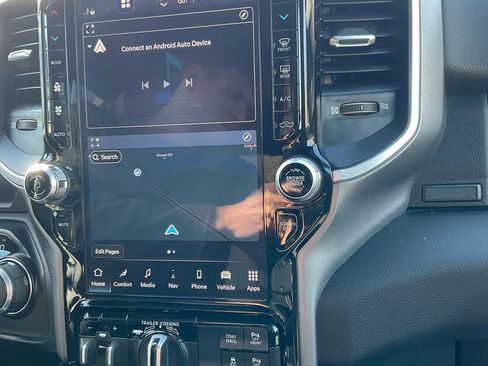 Used 2023 RAM 1500 Big Horn image 29