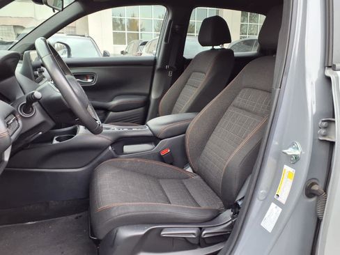 Used 2024 Honda HR-V Sport image 15