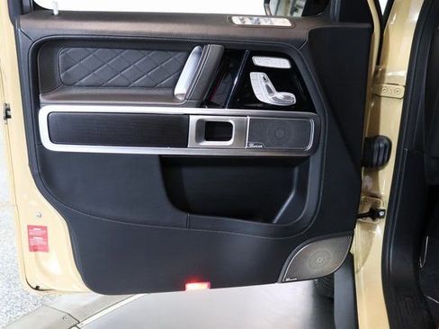 Used 2022 Mercedes-Benz G 550 image 18