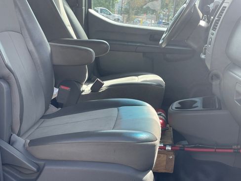 Used 2019 Nissan NV 2500 S RWD image 11
