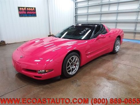 Used 1999 Chevrolet Corvette Coupe w/ Performance Handling Pkg image 4
