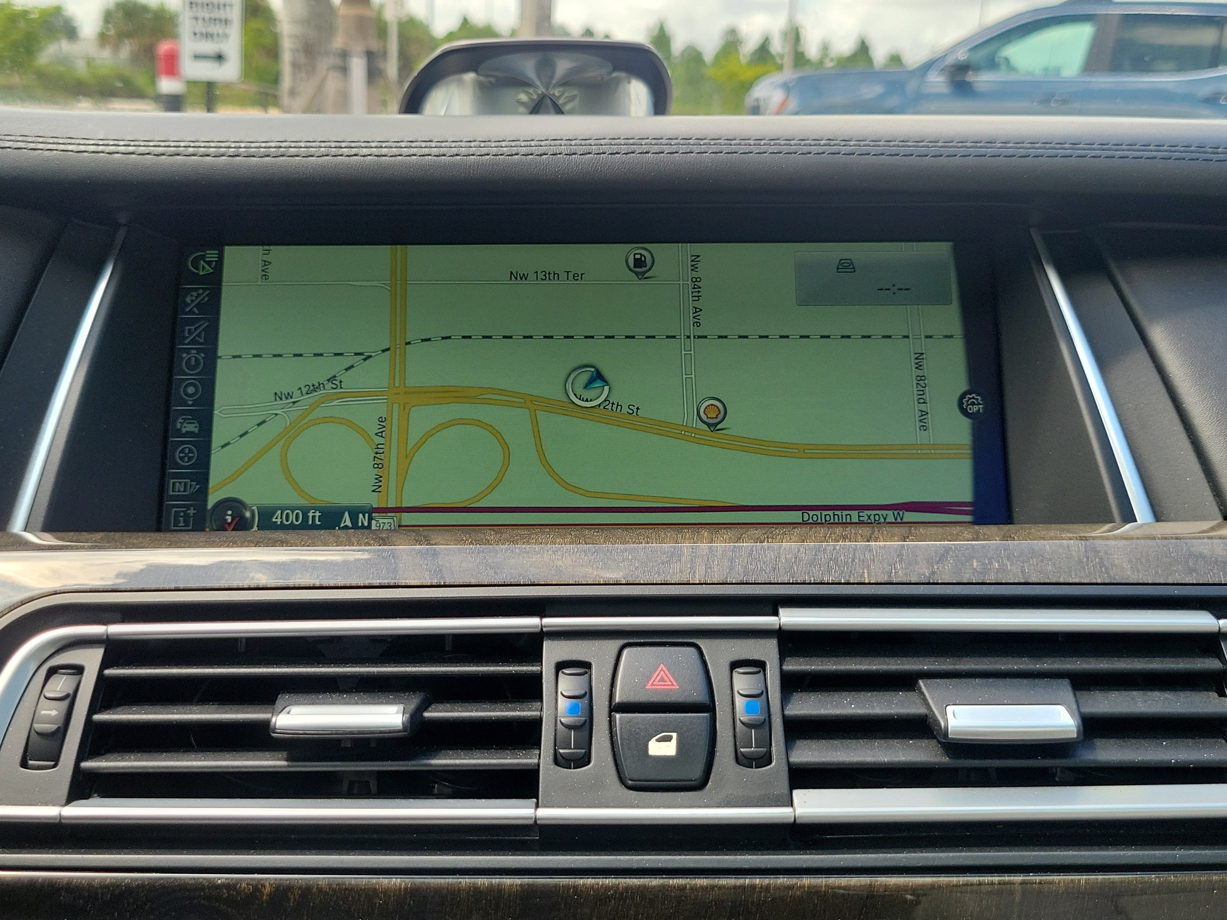 Used 2013 BMW 750Li xDrive AWD/4WD image 9