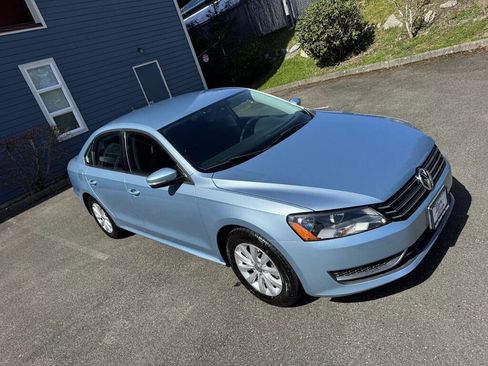Used 2013 Volkswagen Passat 2.5 S FWD image 10