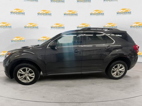 Used 2016 Chevrolet Equinox LT w/ Convenience Package image 2