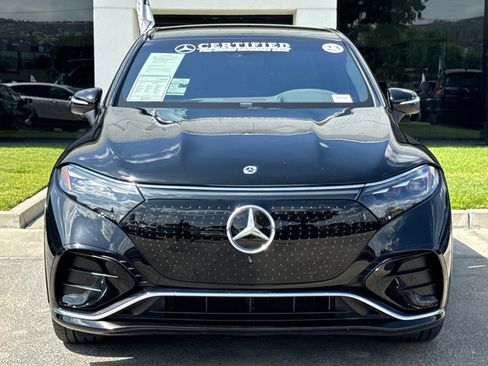 Used 2023 Mercedes-Benz EQS 580 4MATIC SUV image 4