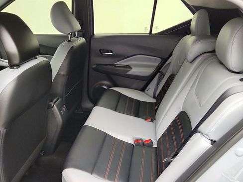 Used 2023 Nissan Kicks SR w/ SR Premium Package FWD image 21