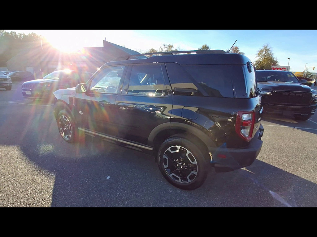 Used 2021 Ford Bronco Sport Outer Banks w/ Outer Banks Package (96D) AWD/4WD image 6