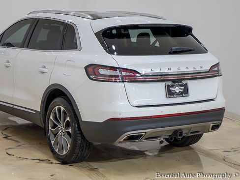 Used 2022 Lincoln Nautilus Reserve w/ Class II Trailer Tow Package AWD/4WD image 9