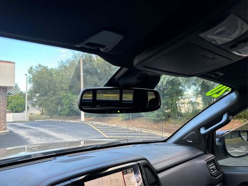 Used 2020 Nissan Titan PRO-4X w/ Pro-4x Convenience Package image 15