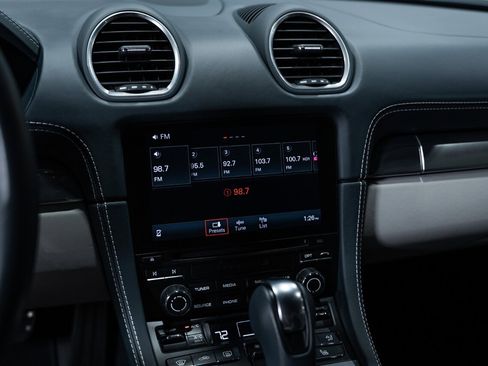 Used 2019 Porsche 718 Cayman S image 50