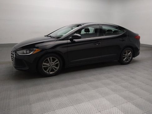 Used 2018 Hyundai Elantra SEL w/ Cargo Package image 2
